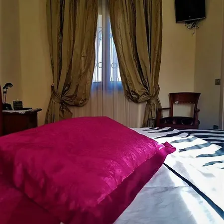 Piccolo Mondo Gæstehus 3*